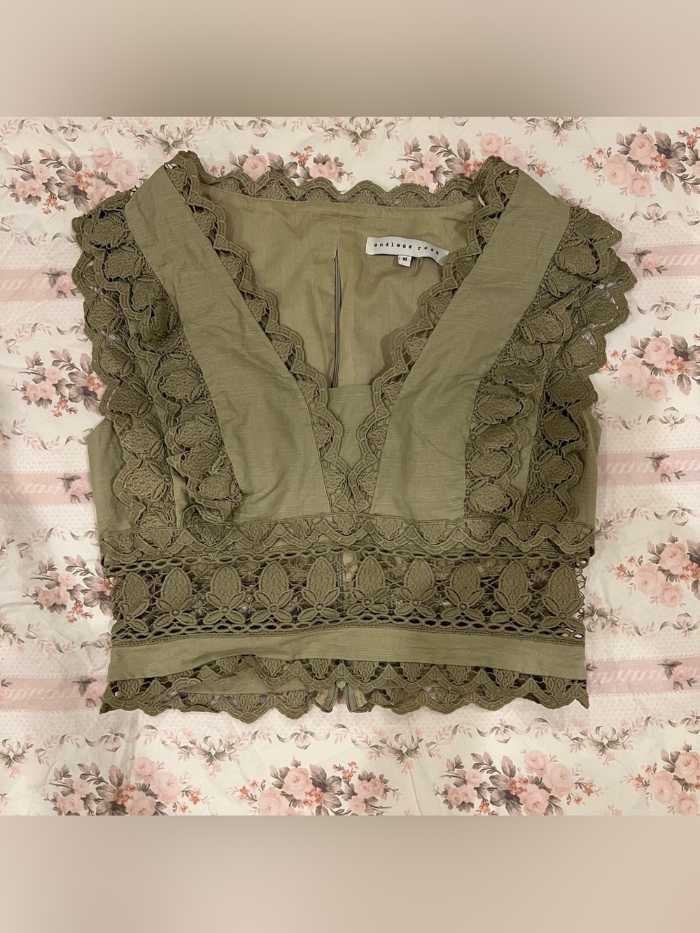 Anthropology Olive Lace-Trim V-Neck Cropped Tank Top